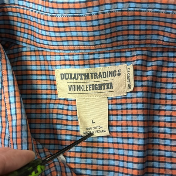 Duluth Shirt - Picture 2 of 3